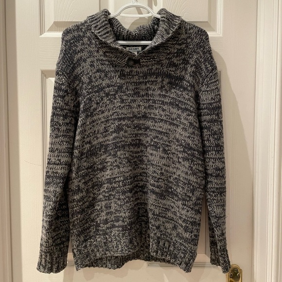 Boys sweater - Picture 1 of 3